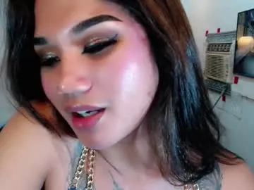 Kisa-Gav – webcam model profile photo Image 16