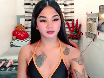 Kisa-Gav – webcam model profile photo Image 3