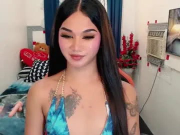 Kisa-Gav – webcam model profile photo Image 7