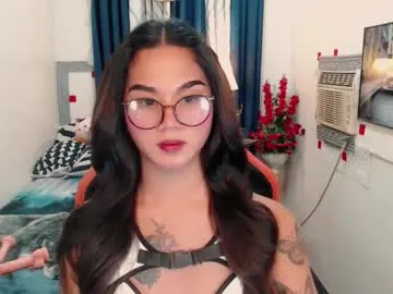 Kisa-Gav – webcam model profile photo Image 9