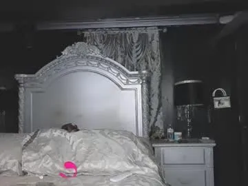 mayadashaaa – webcam model profile photo Image 2