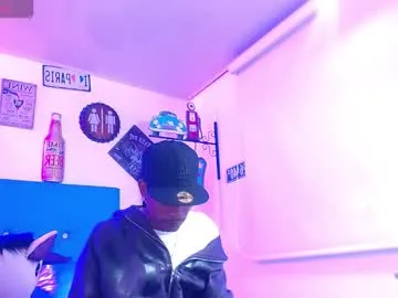 Alliina-leee – webcam model profile photo Image 14