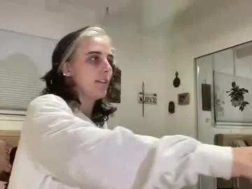 millemimi – webcam model profile photo Image 4