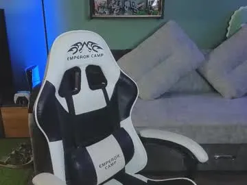 MasterLegkoKot-1 – webcam model profile photo Image 15