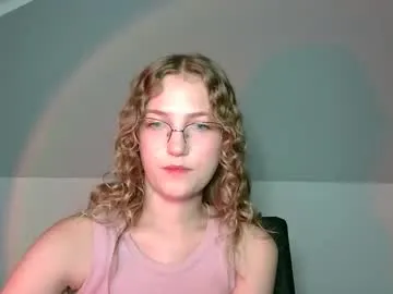 alana15 – webcam model profile photo Image 12