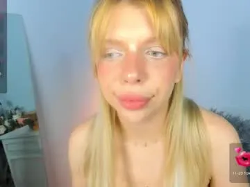 leila_petitee – webcam model profile photo Image 2