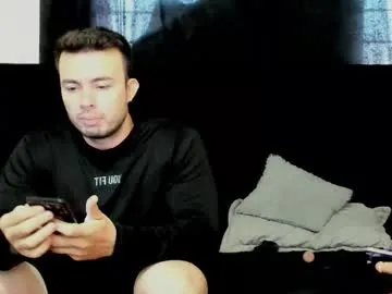 lucretiaburnaugh – webcam model profile photo Image 4