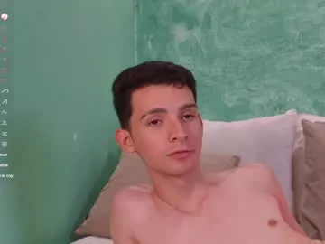 halan_jr – webcam model profile photo Image 5