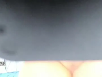 Allla – webcam model profile photo Image 11