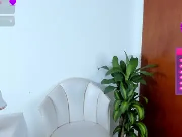 NarcissaHot – webcam model profile photo Image 18