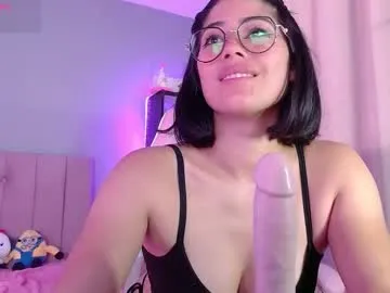 loaluxury – webcam model profile photo