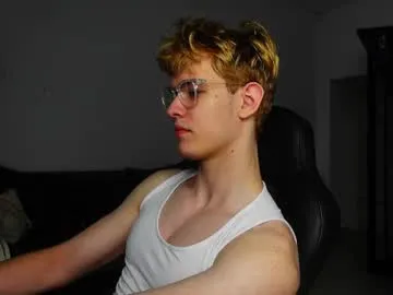 mon1_day – webcam model profile photo Image 5