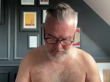 queeneliaa_ – webcam model profile photo Image 7