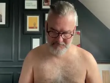 queeneliaa_ – webcam model profile photo Image 9