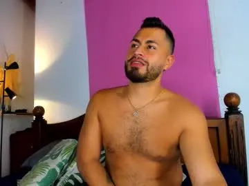 sbouchikh03 – webcam model profile photo Image 17