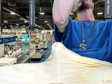 ginwood – webcam model profile photo Image 6