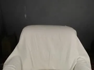 lucretiaburnaugh – webcam model profile photo Image 14