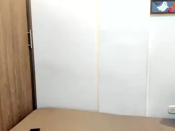 MAIMAI-club – webcam model profile photo Image 6