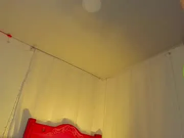 mayadashaaa – webcam model profile photo Image 15