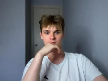 kinksubbydubby – webcam model profile photo Image 13