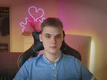 kinksubbydubby – webcam model profile photo Image 15