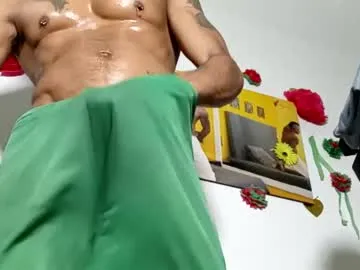 Taanni – webcam model profile photo Image 3