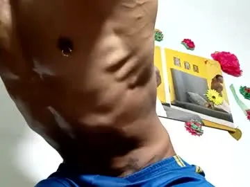 Taanni – webcam model profile photo Image 5