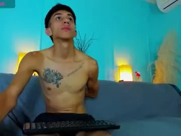 pupsenish – webcam model profile photo Image 10