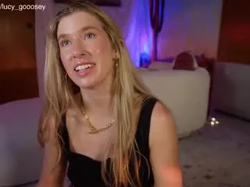 sukubb-overlord – webcam model profile photo Image 9