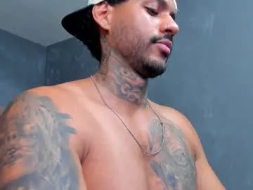 glasses_cat – webcam model profile photo Image 3