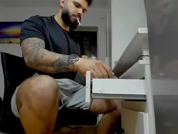 TwixCouple – webcam model profile photo Image 3