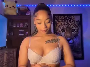 lisaamoree – webcam model profile photo Image 12