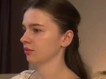 lanna_18_ – webcam model profile photo Image 1