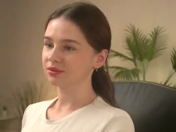 lanna_18_ – webcam model profile photo Image 4