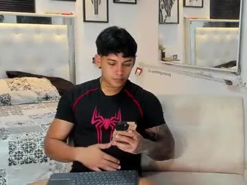 dirtypub – webcam model profile photo Image 12