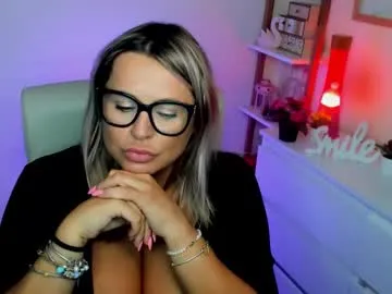 -AngelAri- – webcam model profile photo Image 9