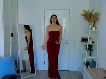 Linnea – webcam model profile photo Image 9