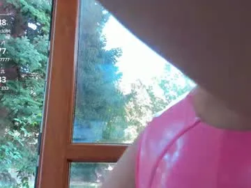 miyabe – webcam model profile photo Image 11