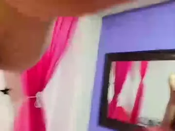 lucretiaburnaugh – webcam model profile photo Image 15