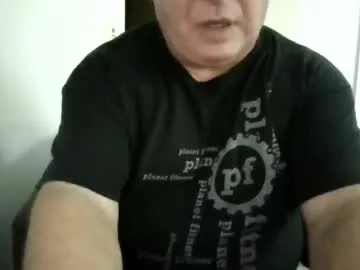 aronyou_win – webcam model profile photo Image 9