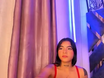 milablake – webcam model profile photo Image 12