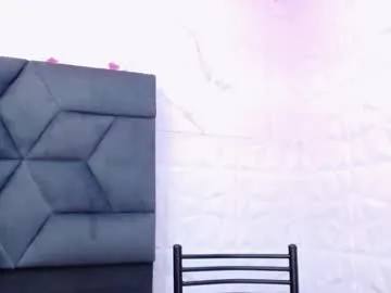 xunybany – webcam model profile photo Image 7