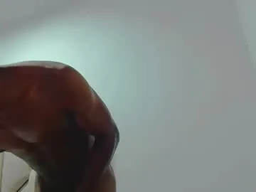 IORio2 – webcam model profile photo Image 2