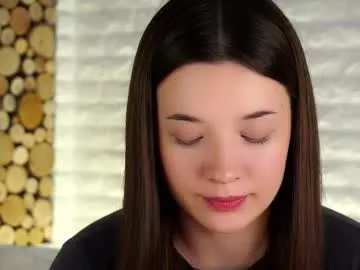 Charlotte-glasses – webcam model profile photo Image 11