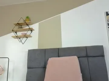 charick_redhead – webcam model profile photo Image 4