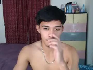 miluegin – webcam model profile photo Image 3