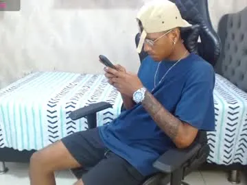 faplex – webcam model profile photo Image 2