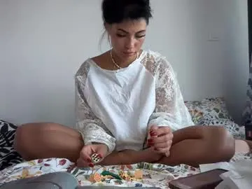 lucretiaburnaugh – webcam model profile photo Image 8