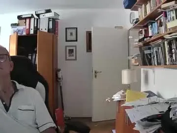 HopeHeaven – webcam model profile photo Image 12