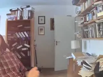 HopeHeaven – webcam model profile photo Image 15